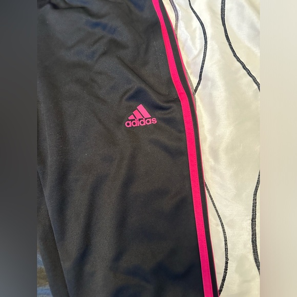 Adidas Sweatpants with pink stripes - Picture 2 of 5